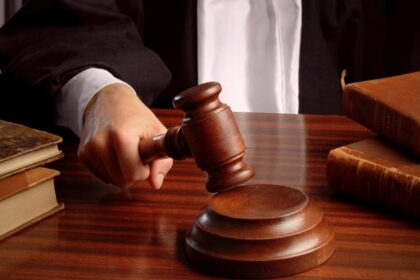 Tânără din Chișinău, condamnată la 9 ani și 6 luni de închisoare pentru două jafuri