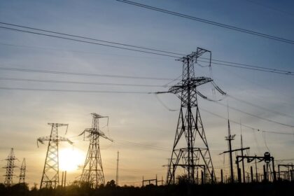 Moldova își acoperă integral consumul de energie pentru azi. Peste jumătate vine din surse locale