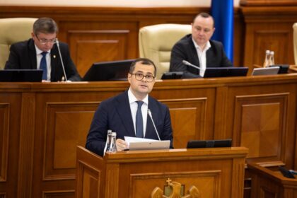 Premierul Vasile Tofan, în vizită de lucru la Kiev