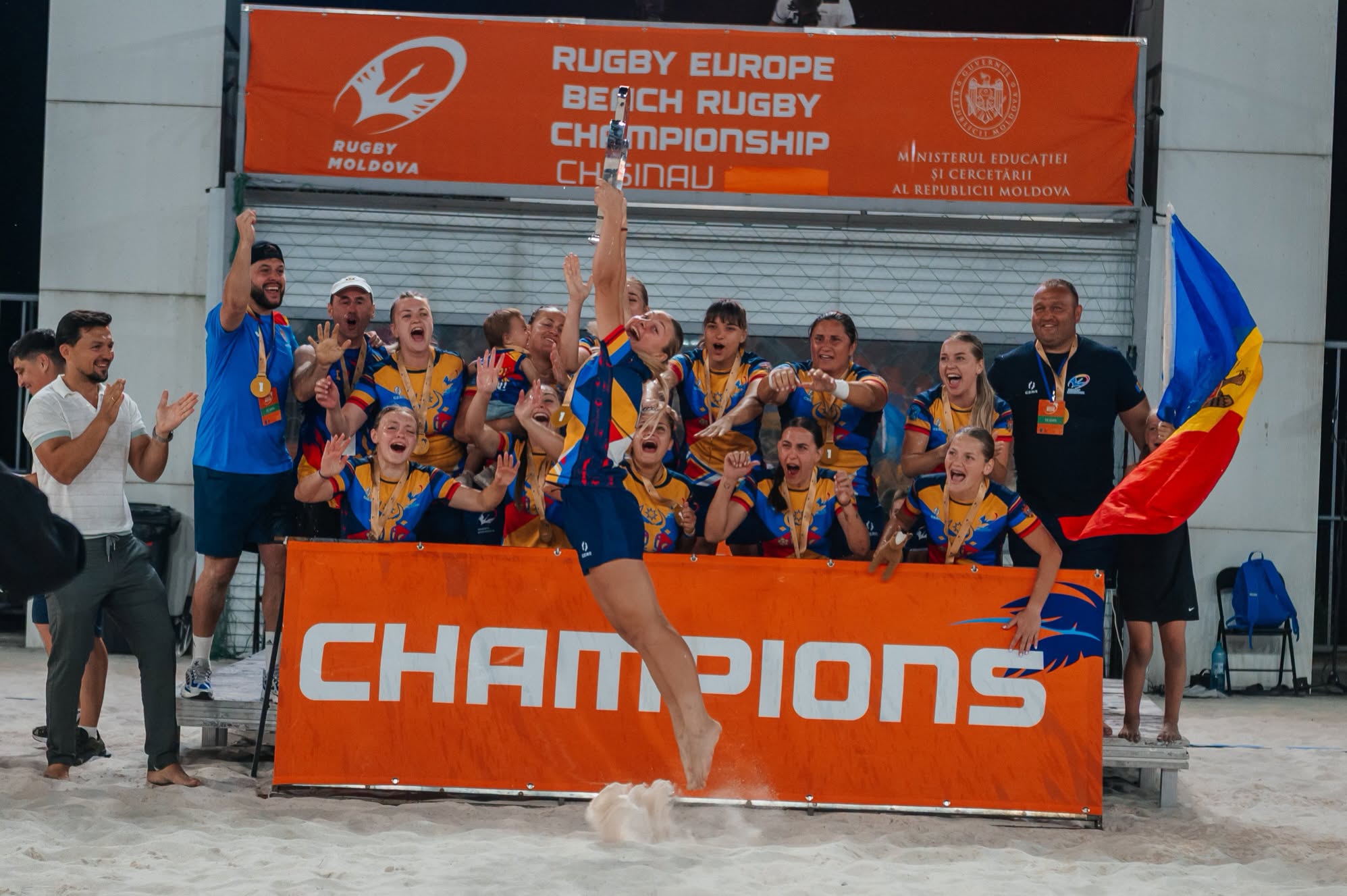 VIDEO | Moldova, campioană europeană la rugby pe plajă. Aur pentru naționala feminină