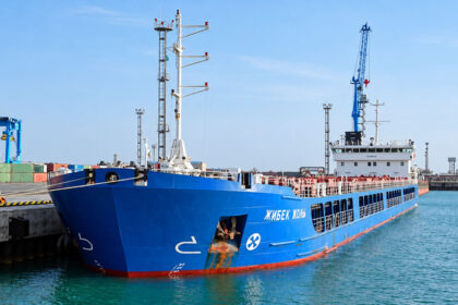 Scăderea nivelului Dunării i-a obligat pe exportatorii moldoveni să dubleze numărul curselor navelor