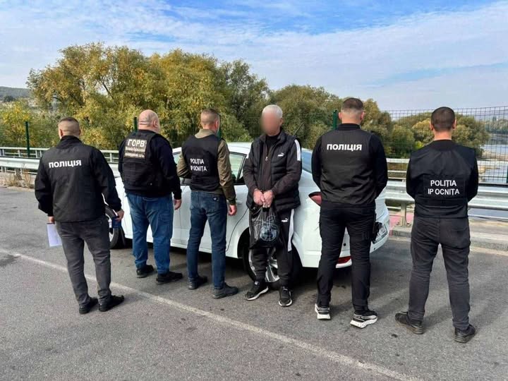 Ucrainean căutat internațional, extrădat din Republica Moldova. Ce acuzații i se aduc