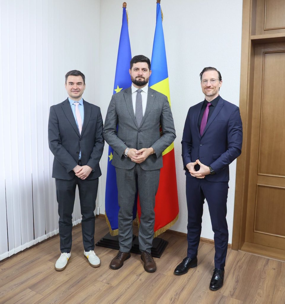 Investitorii germani, interesați de sectorul energetic al Moldovei. Noi proiecte solare, eoliene și de stocare a energiei, în discuție